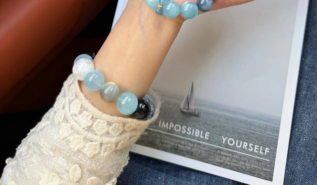 Sea Salt Gradient Aquamarine Bracelet